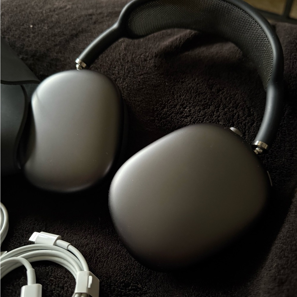 Apple AirPods Max 1 - Picture 3 of 5